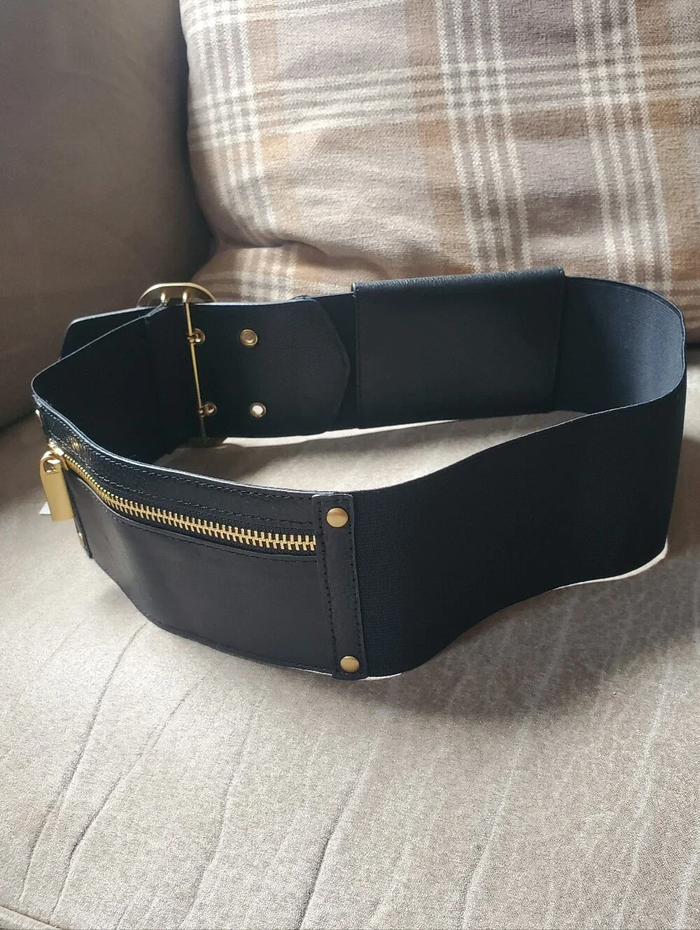 White House Black Market (WHBM) Leather & Elastic Utility Belt Size Small NEW